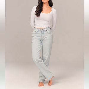 Curve love mid rise 90’s straight jean